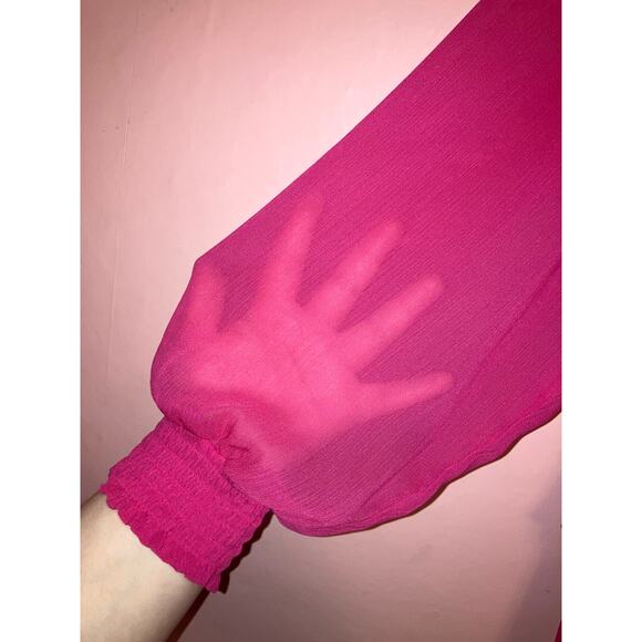 Torrid pink ruffle blouse size 2X sheer sleeves - Picture 3 of 8